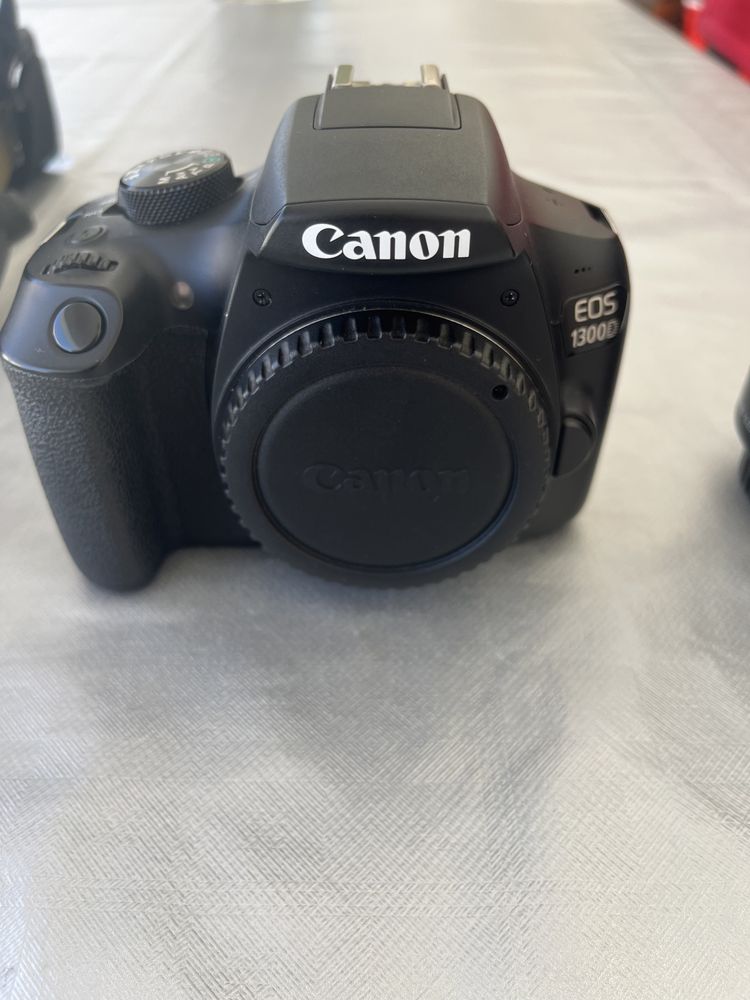 Vendo Canon eos 1300d