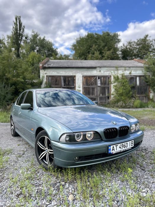 Продам BMW e39 FL