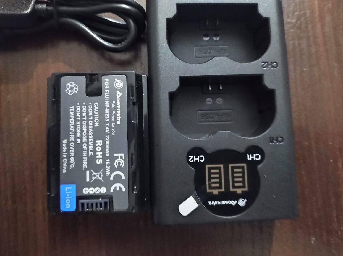 Dwie baterie powerextra  zamiennik Fuji NP-W235