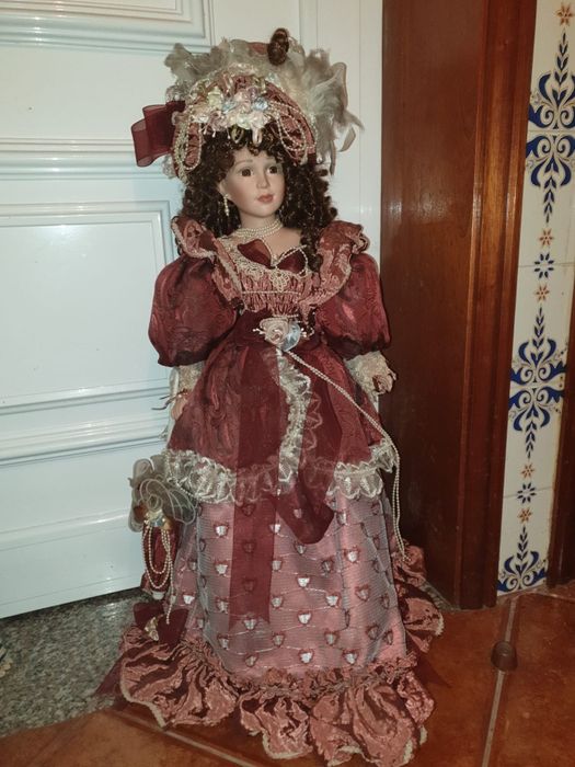 Boneca de porcelana