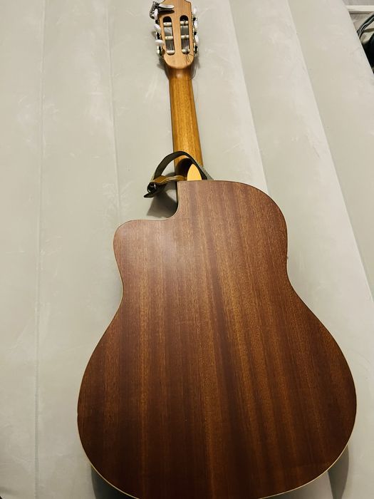 Guitarra Ortega RCE 131