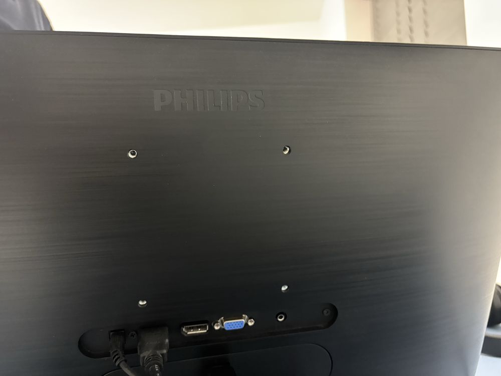 Монітор philips E line 23,8 “
