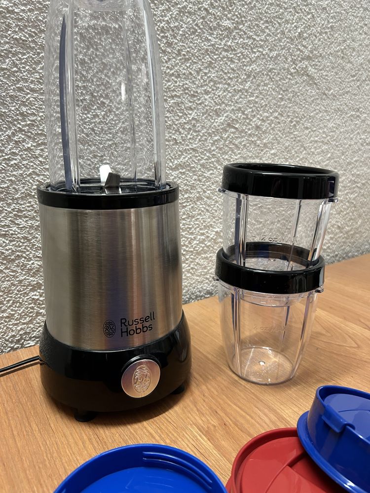 Blender kielichowy z kubkami RUSSELL HOBBS 700 W