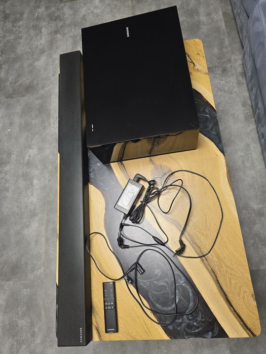 Саундбар Samsung HW-K550