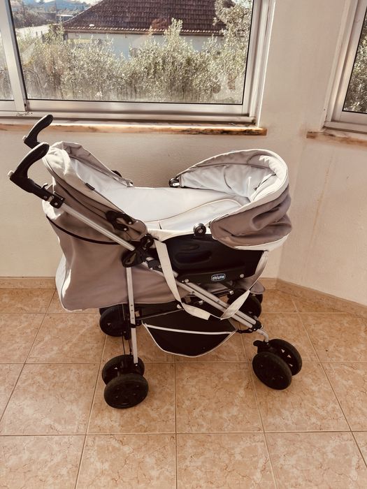 Carrinho de bebê Chicco