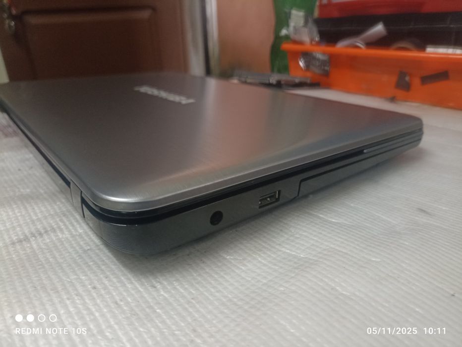 Toshiba Satélite L855-10P Intel Core I7