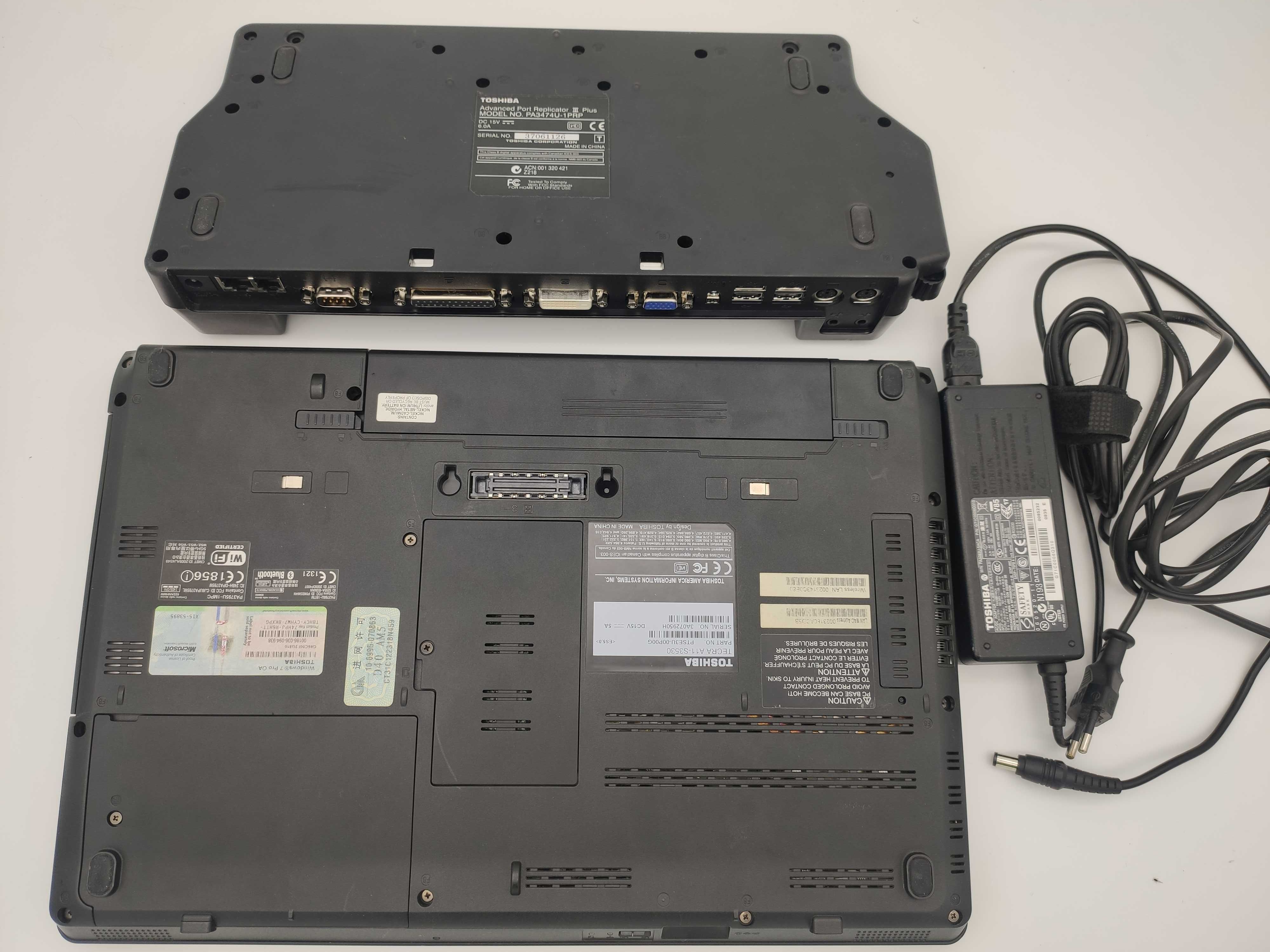 Toshiba Tecra A11-S3530 (CORE i5) в комплекті з док-станцією