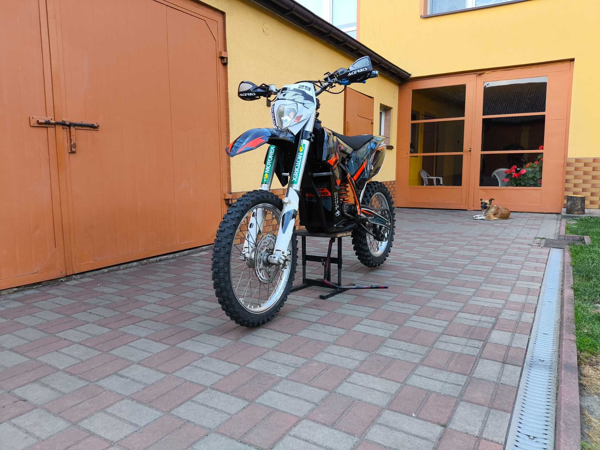 Promo -6% Elektryczny KTM 26KW QS138 90H V3 + ND72680 AKU LG 72V 61Ah