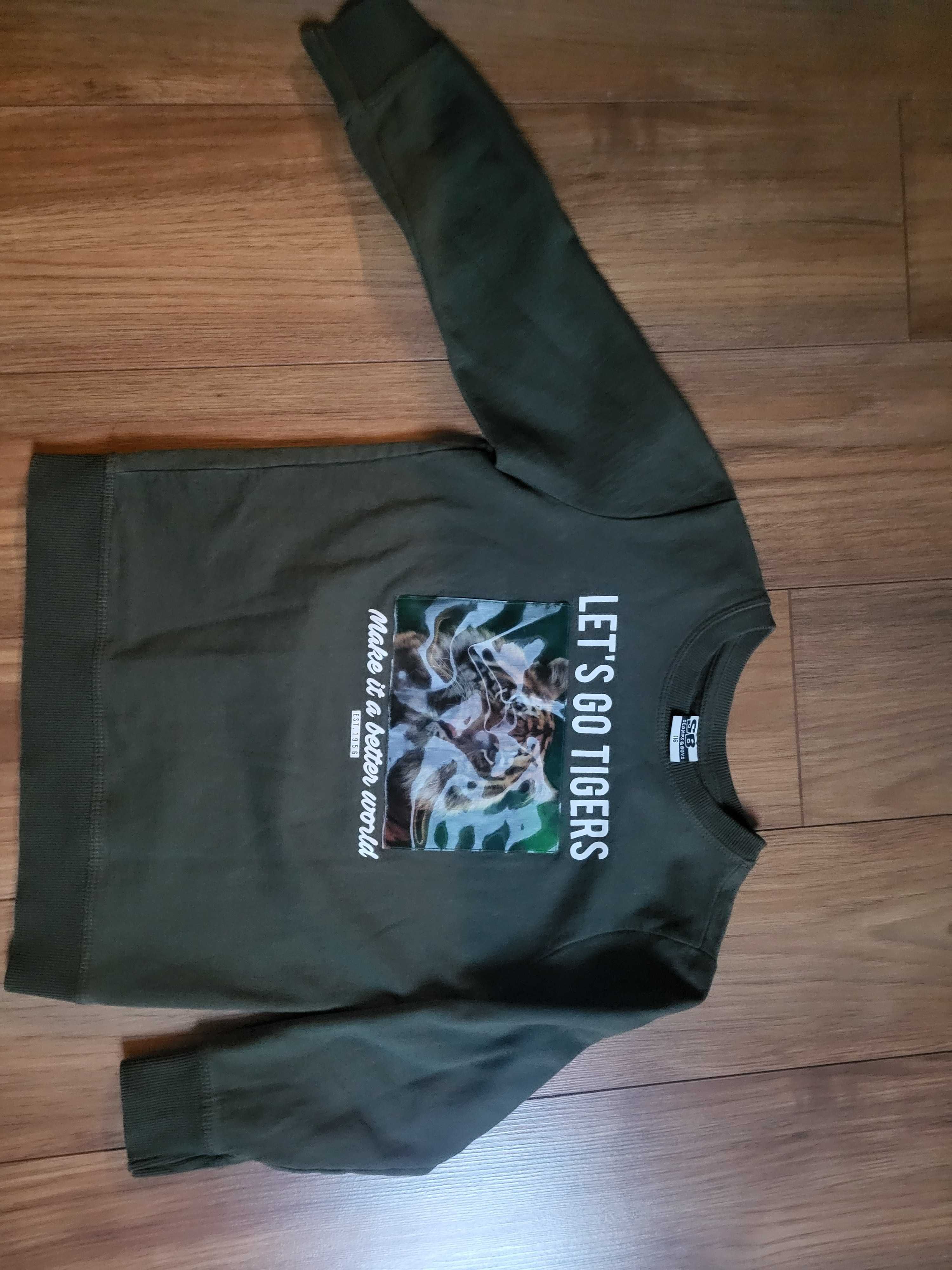 Bluza dla chłopca 116 cm z tygrysem