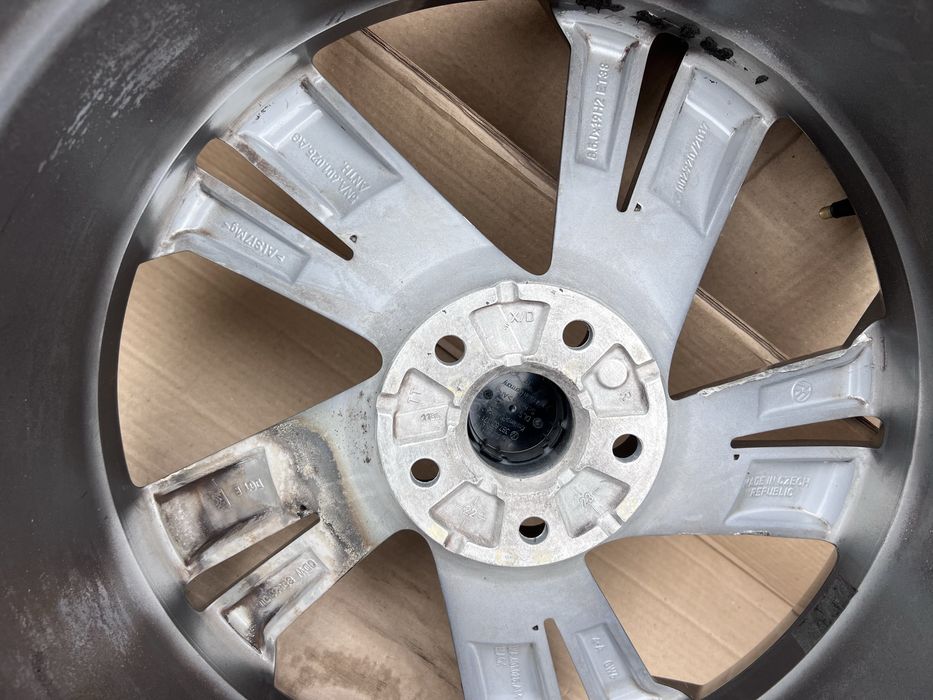 Диск R Line 1шт R19 5 112 et38 J8.5 Оригінал VW tiguan тігуан