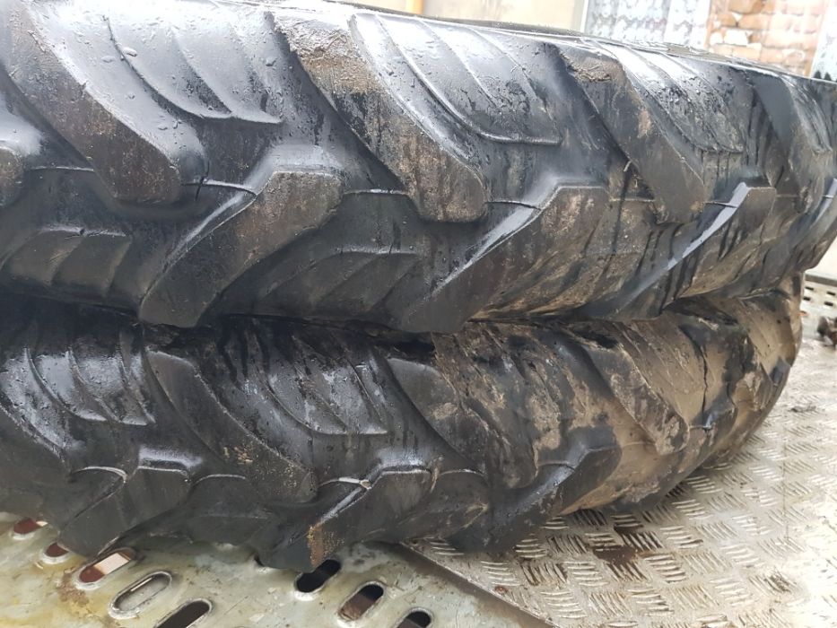 Opony kola waskie miedzyrzedowe valtra new holand komplet 9,5-48