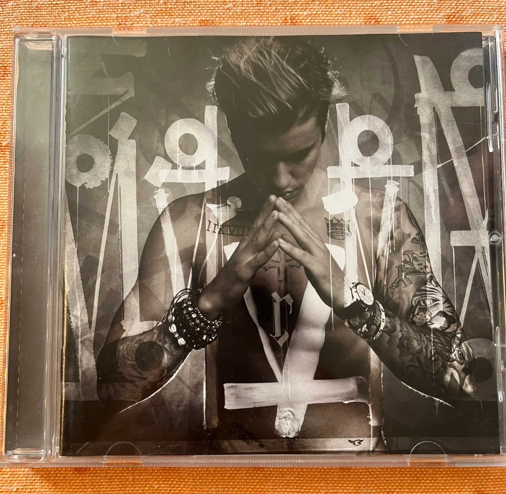 Álbum Justin Bieber "Purpose" + estojo autografado