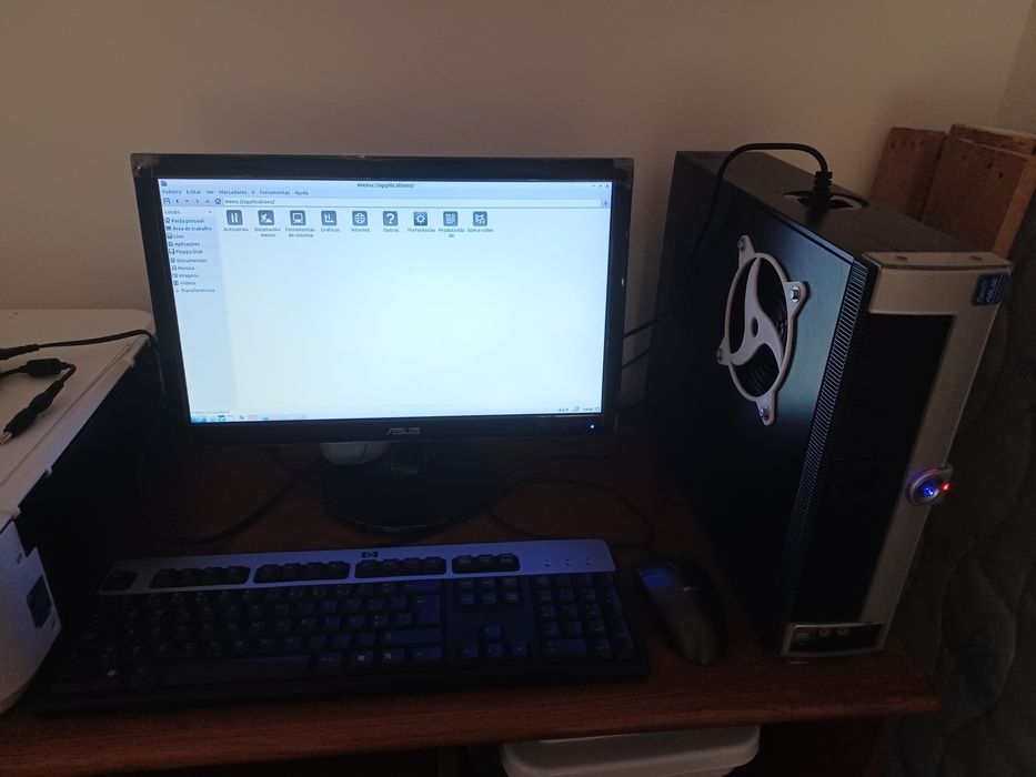 Computador com Processador Amd Sempron, 320GB Ssd, 2GB Ram