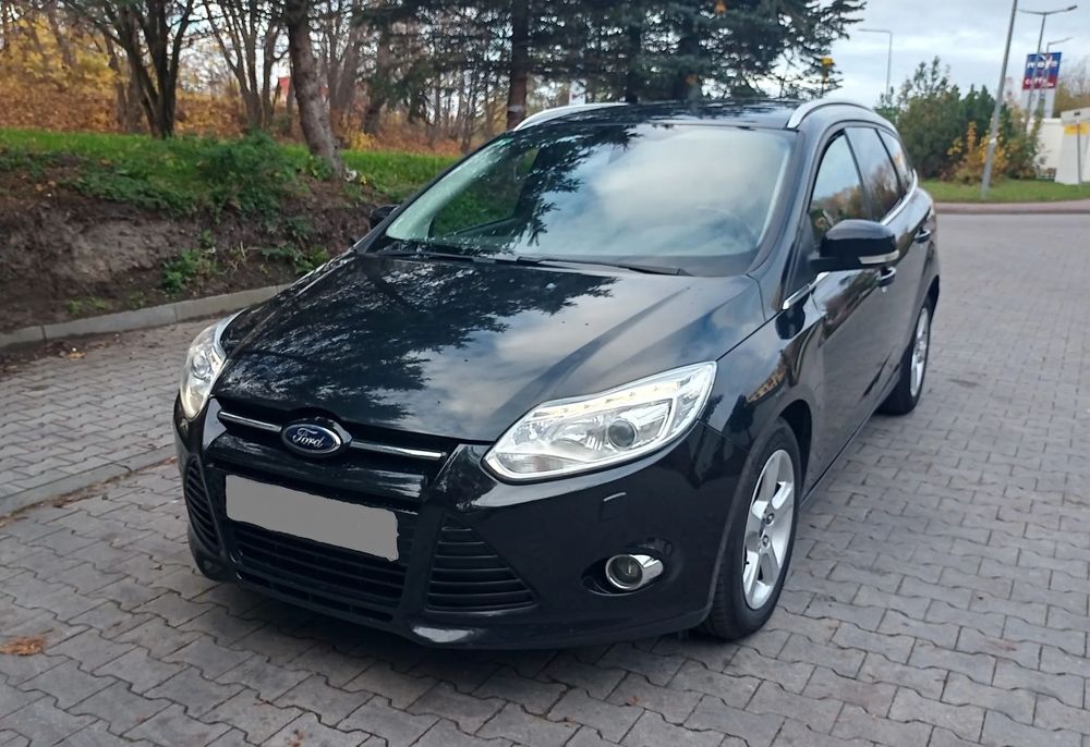 Ford Focus 2013 1.6TDCI Xenon Led Navi Kamera PDC Grz.Fotele Key Les Hak