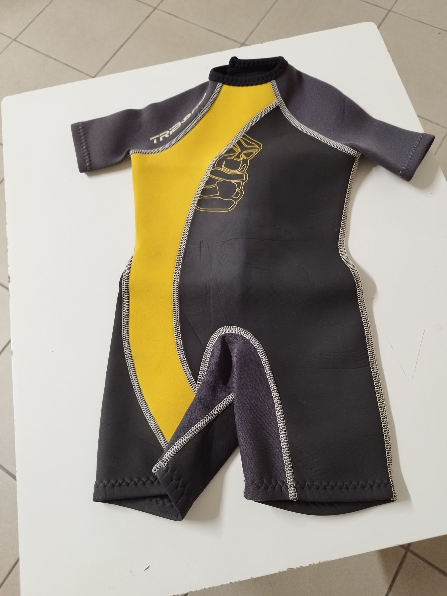 Fato de surf criança 4 anos