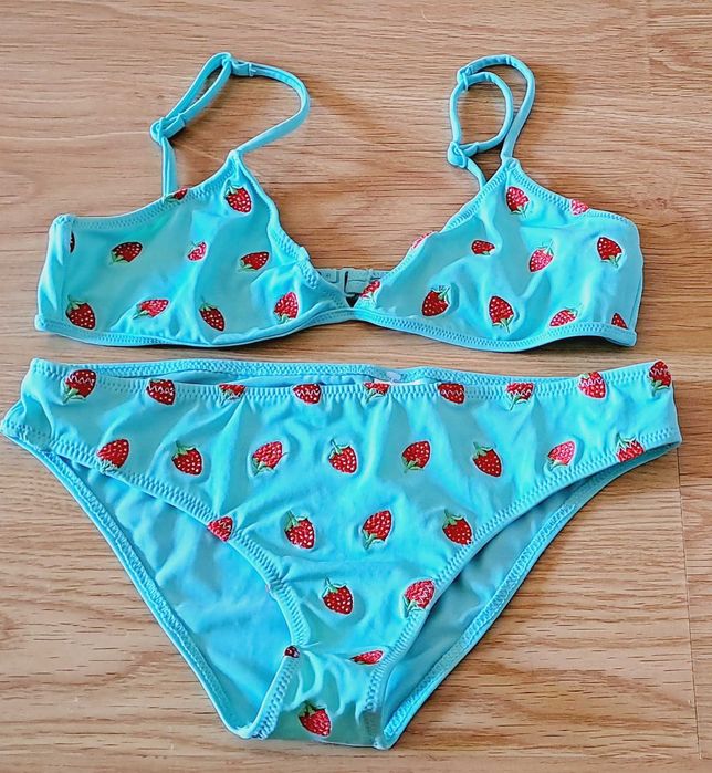 Biquíni de Morangos Calzedonia (Novo): Tam 14 Anos