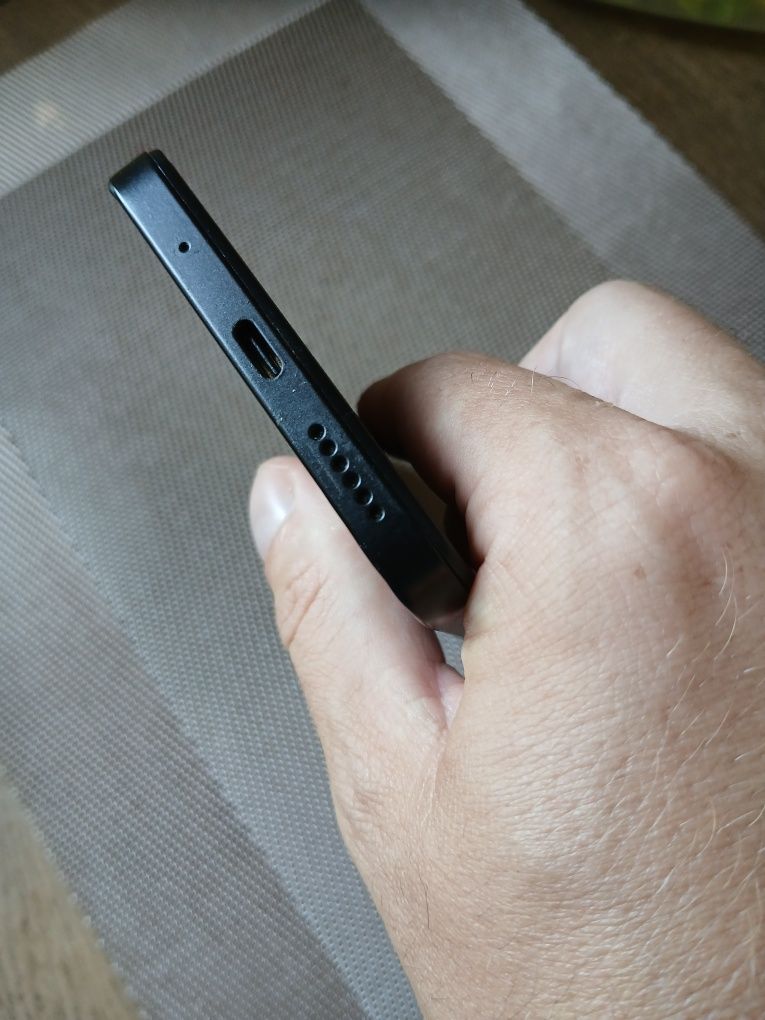 Redmi 13 6+2/128 NFC как новый