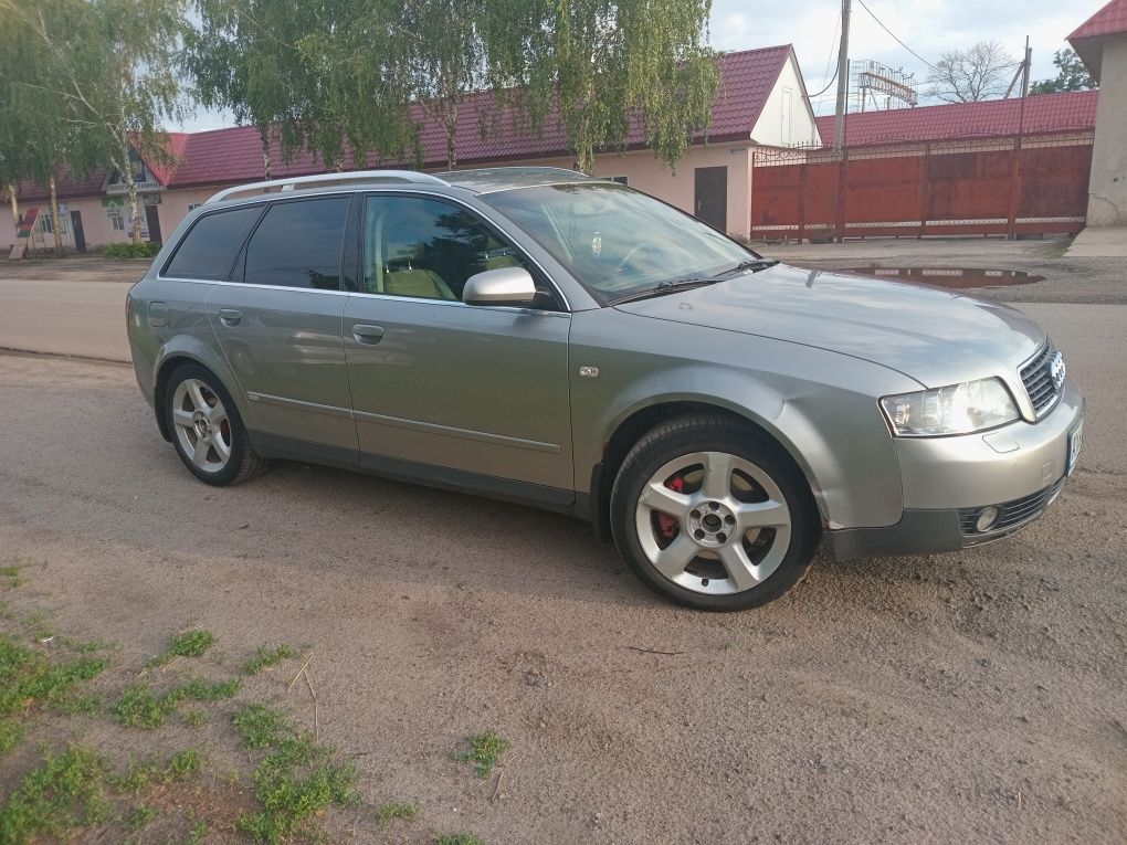 Продам Ауди А4 в отличном состоянии quattro