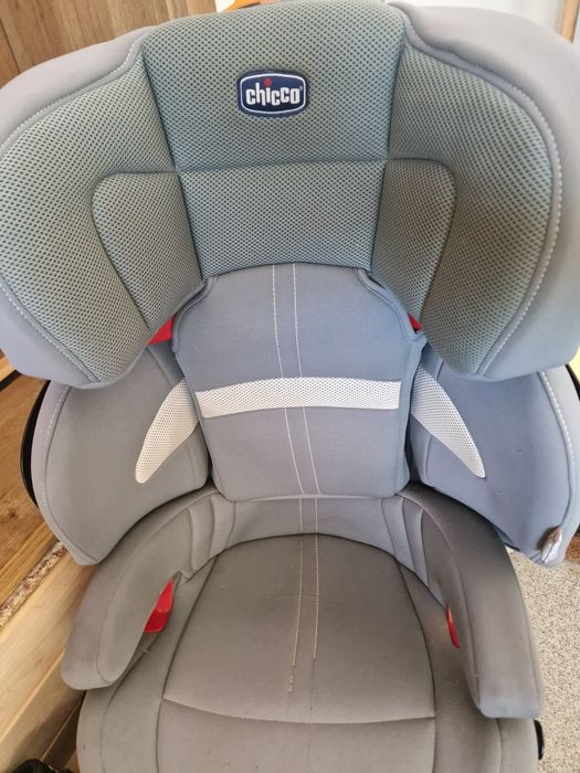 Fotelik dziecięcy Chicco 15-36kg isofix