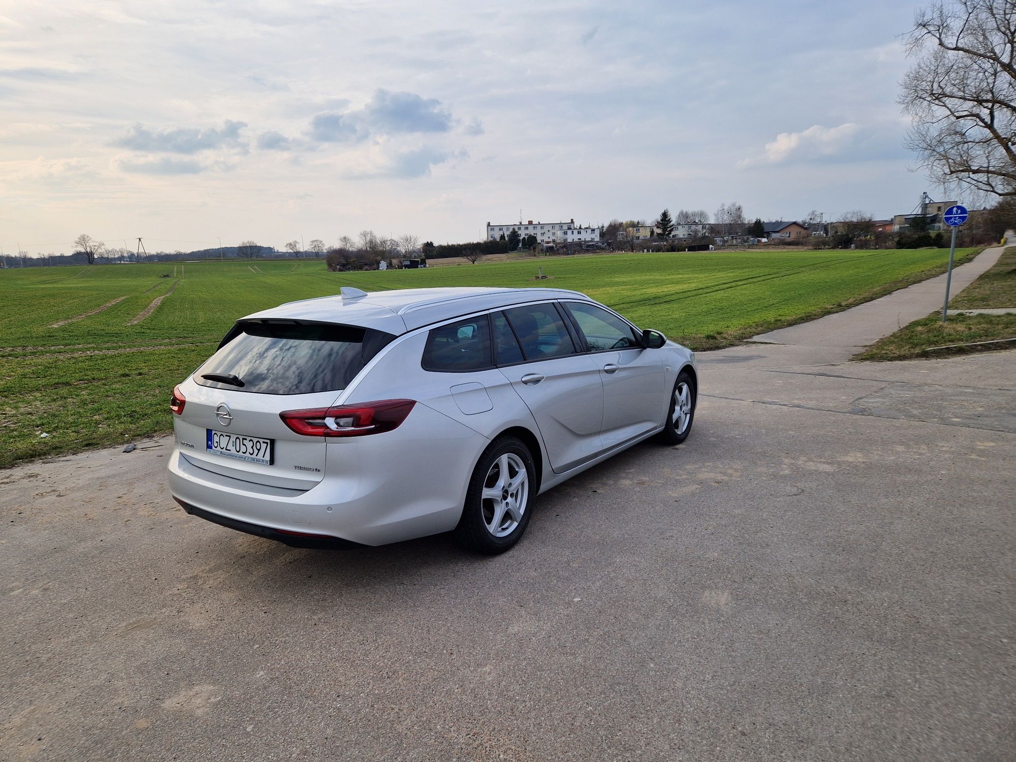 Insignia b 2.0cdti automat