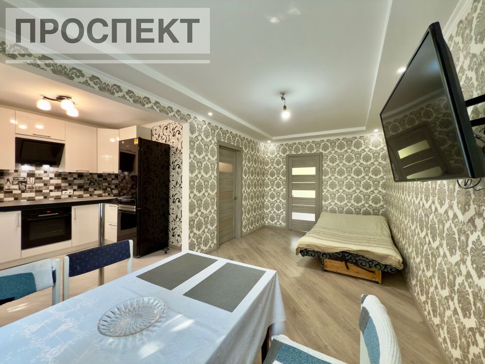 Продам будинок з ремонтом ( Центр). Р-н маг. « Віста».