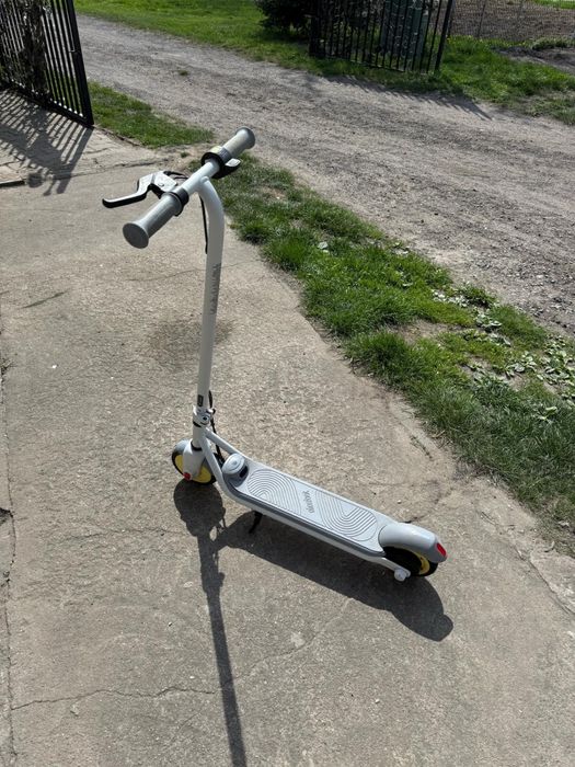 Hulajnoga ninebot zing c10