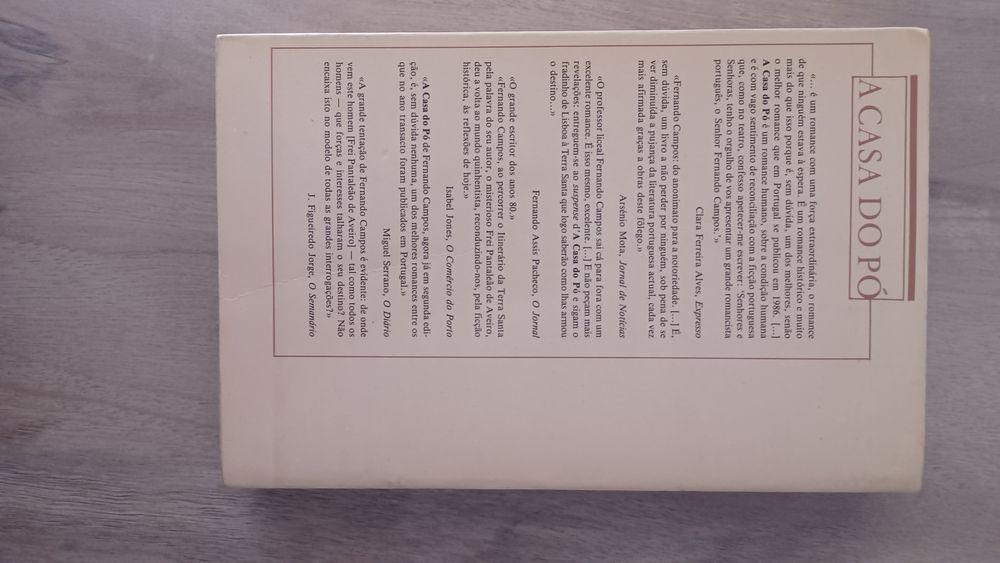 Livro "A Casa do Pó" de Fernando Campos