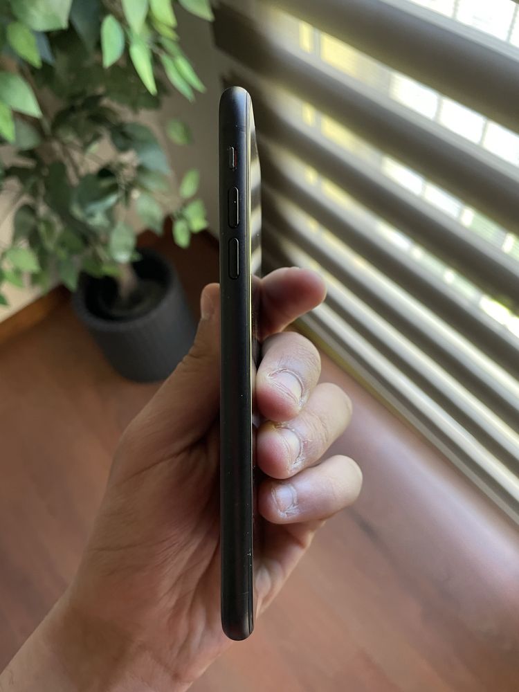 iPhone XR 64GB usado