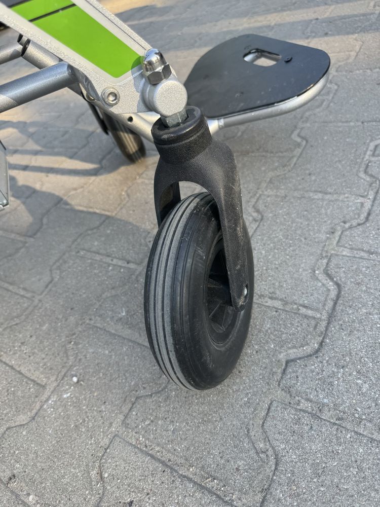 Wózek inwalidzki elektryczny Airwhael SMART WHEELCHAIR