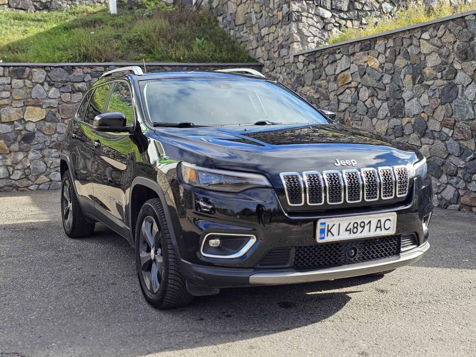 Продам JEEP CHEROKEE  3.2 газ/бензин