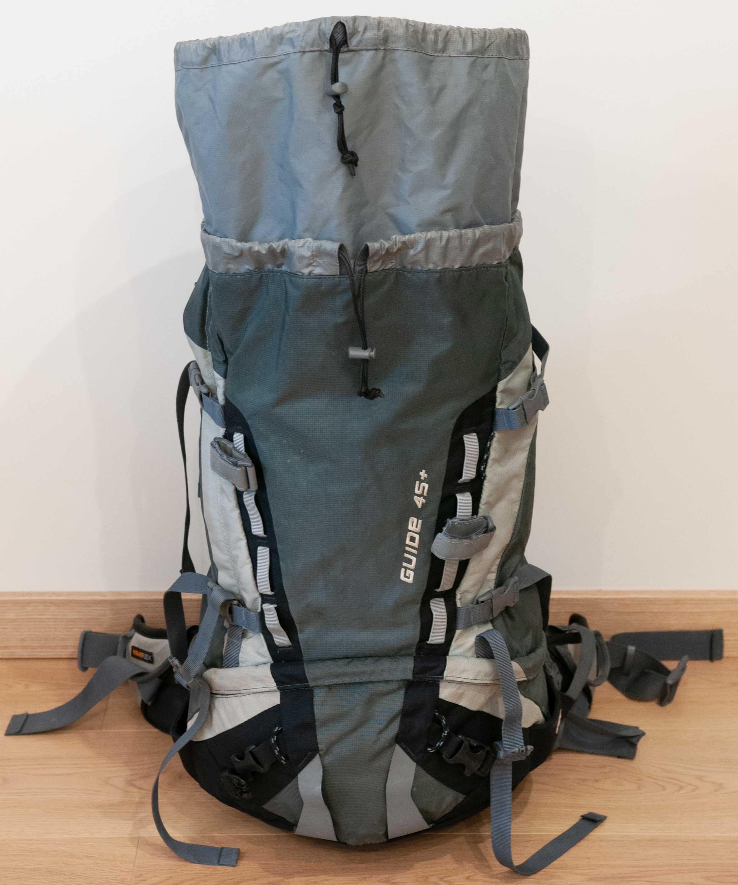 Plecak Deuter Guide 45+10 L, Granite/Black