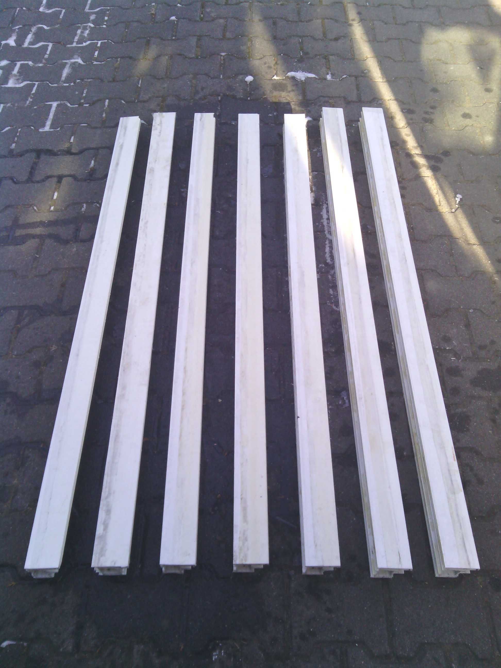 Słupki ogrodzeniowe plastikowe 140-160cm