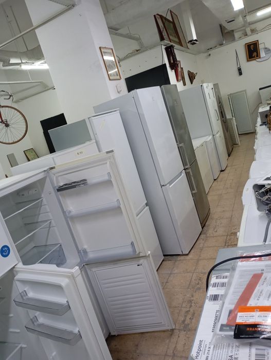 Máquina de lavar roupa e louça