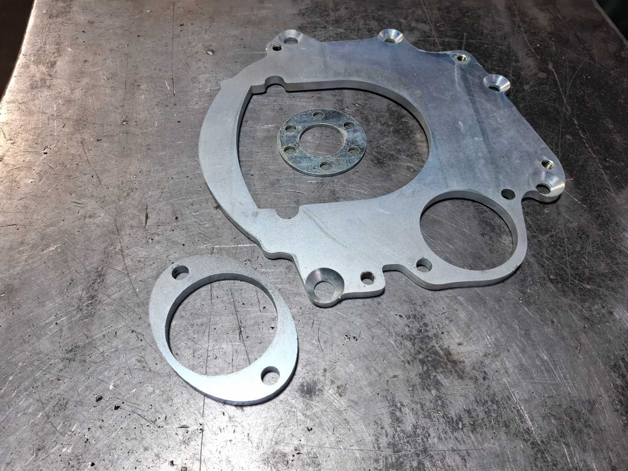 Adapter do połączenia silnika 1,9TDI VW ze skrzynią Suzuki Samurai 1,3