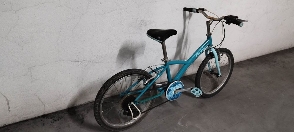 Bicicleta criança Btt da Decatlhon roda 20  6 - 9anos