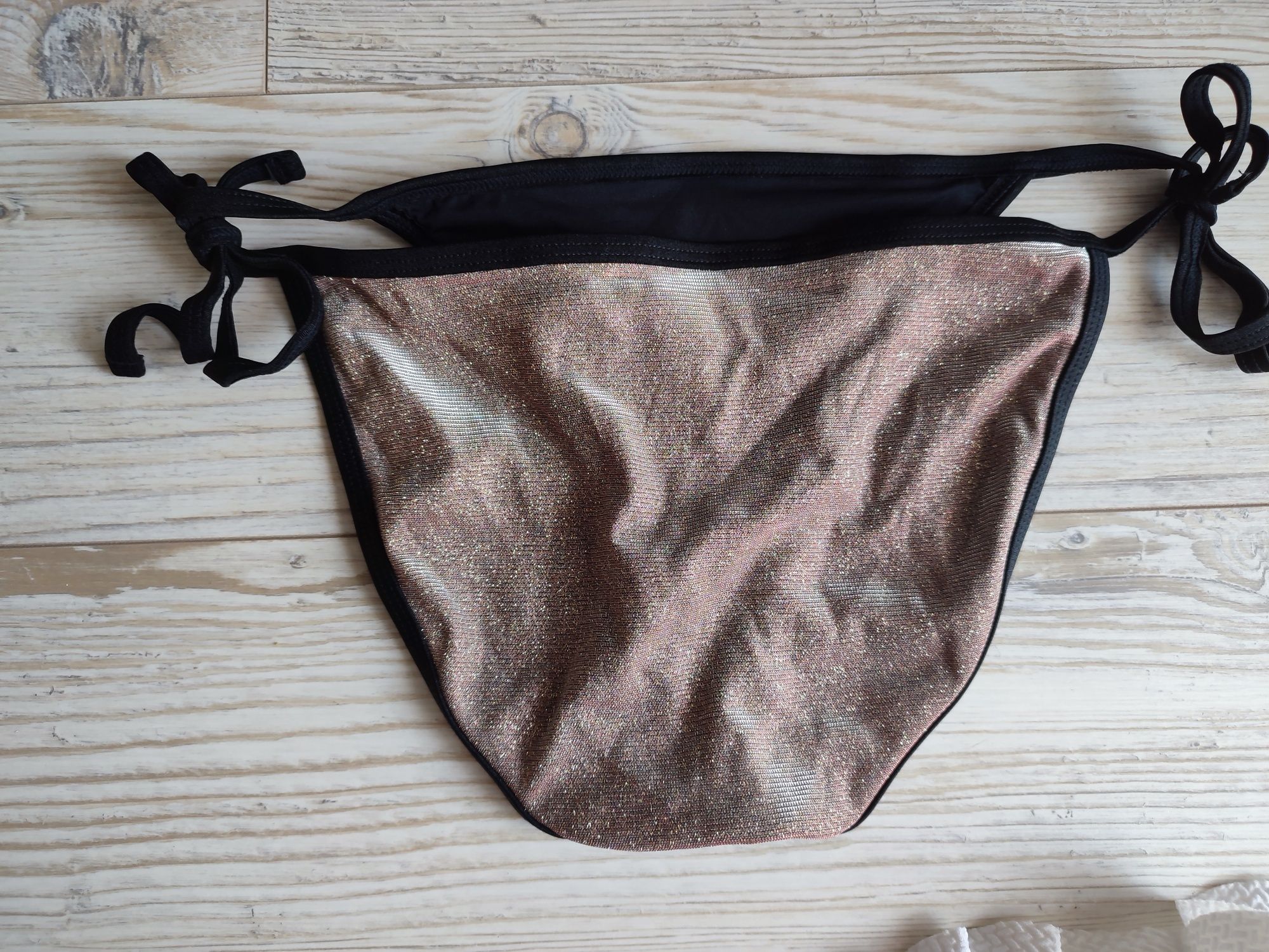 Zestaw majtek bikini dół stroju kąpielowego r. 36