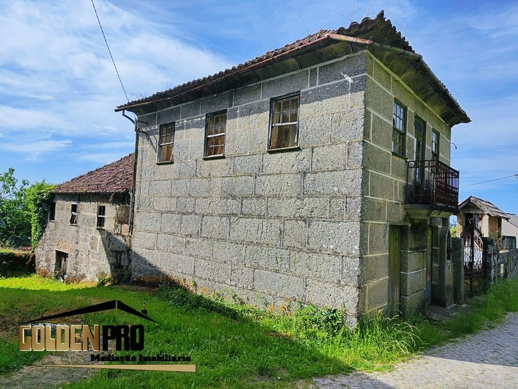Casa para restauro em Amarante