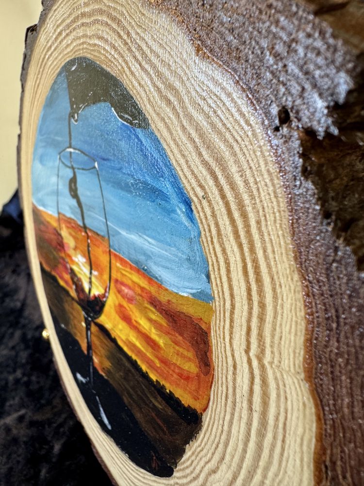 Copo de Vinho ao Pôr do Sol – Arte em Madeira Pintada à Mão