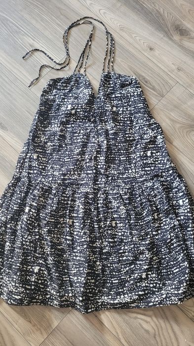 Sukienka wiązana odcinana pod biustem luźna zwiewna lekka