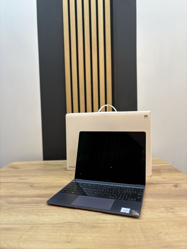 Huawei MateBook 13 AMD Series IGŁA