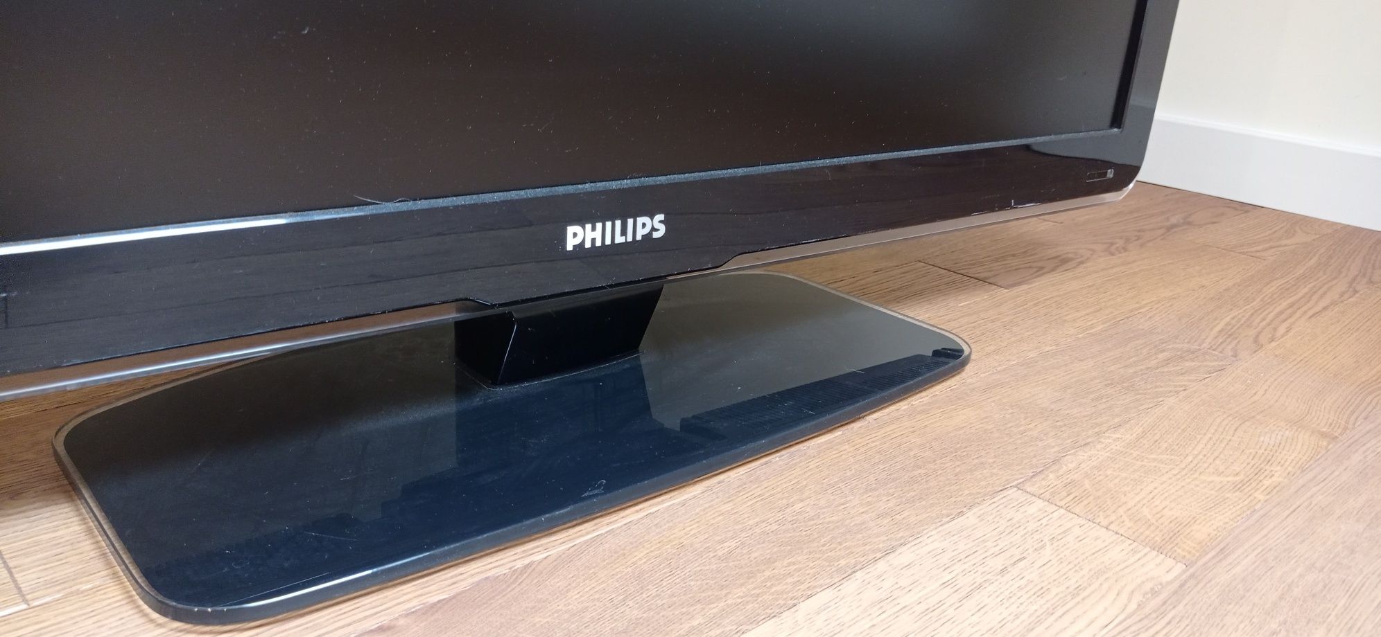 Телевизор Philips 42