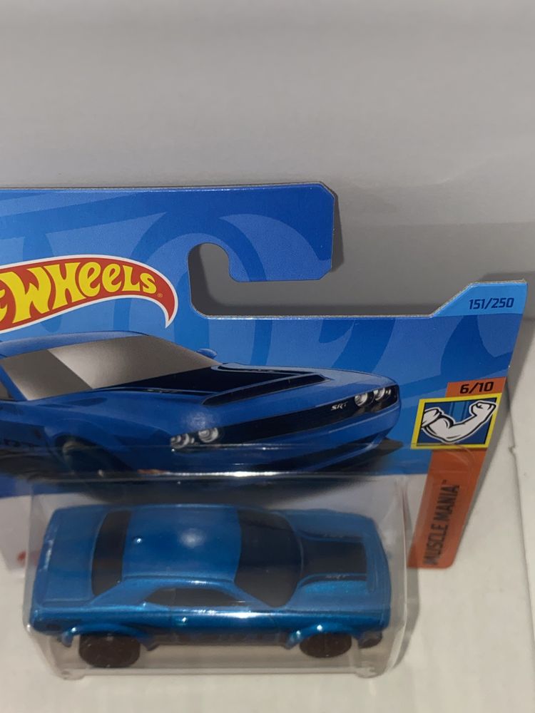 Hot wheels Dodge Challenger