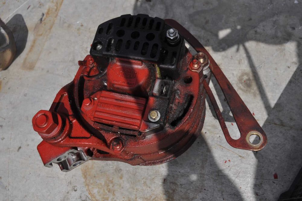 fiatagri , laverda Iveco Alternator typ A 14V 45A