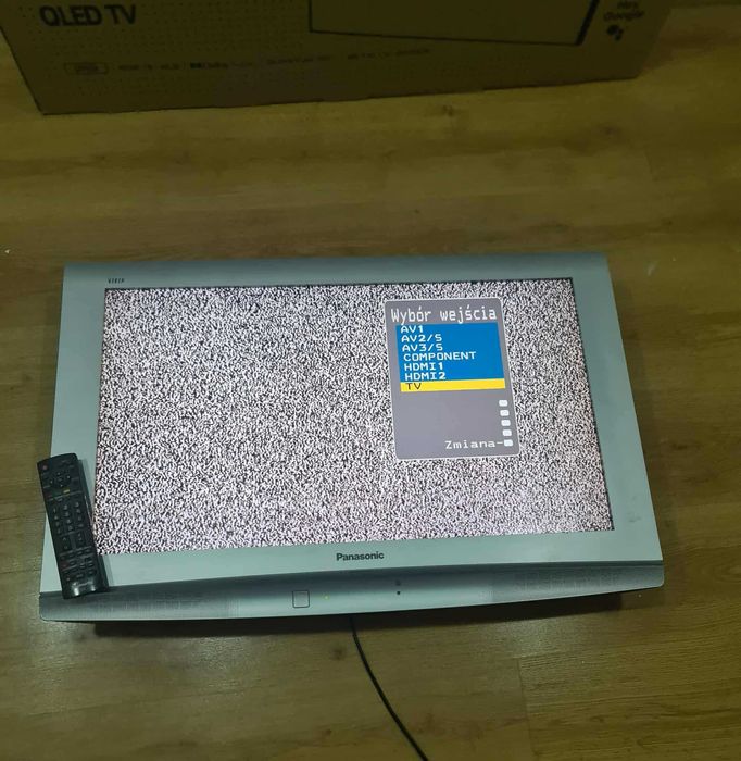 Telewizor PANASONIC Viera TX-32LE8PSA