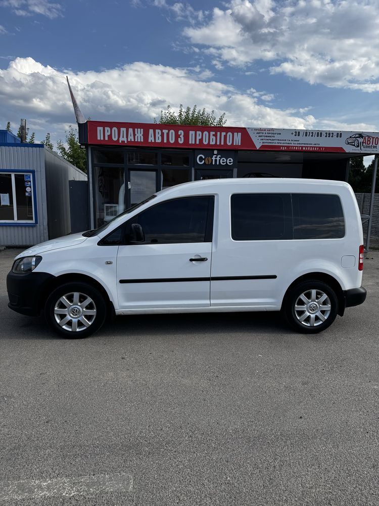 Volkswagen Caddy 2011