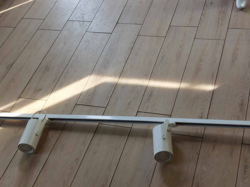 Lampy / oświetlenie 2 Szyny 4 lampy