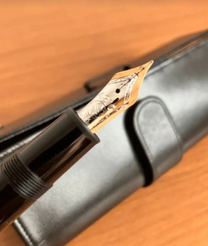 Caneta tinteiro Montblanc Meisterstuck Traveller 147