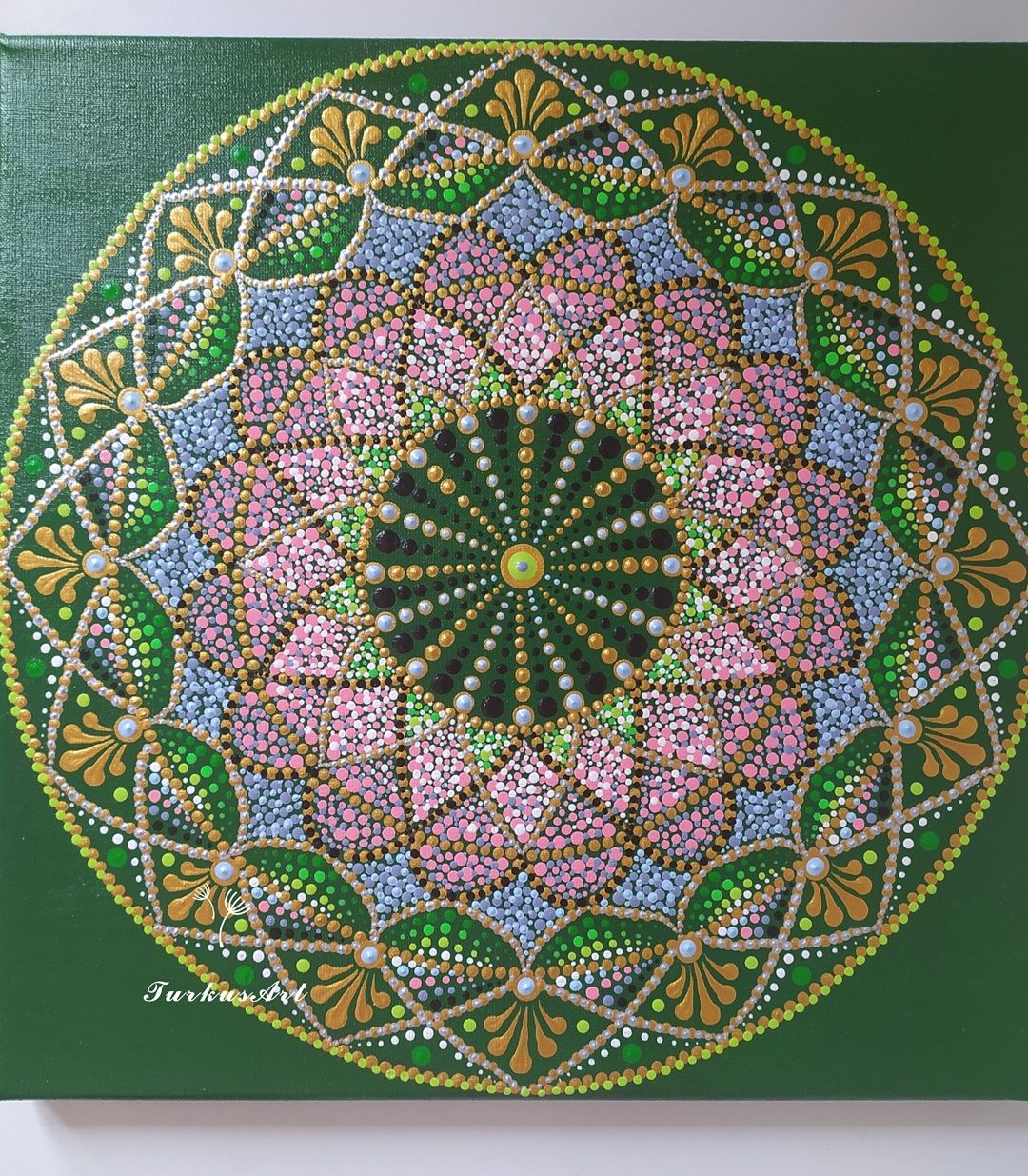 Obraz mandala unikat na zielonym tle, akryl 30x30cm