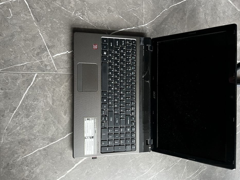 Продається ноутбук Acer Aspire 5560 G