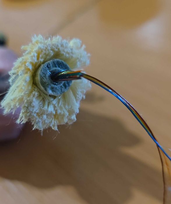 Оптоволокно кабель Е9/125 одномодовий на 16/32 волокна. Діелектричний.